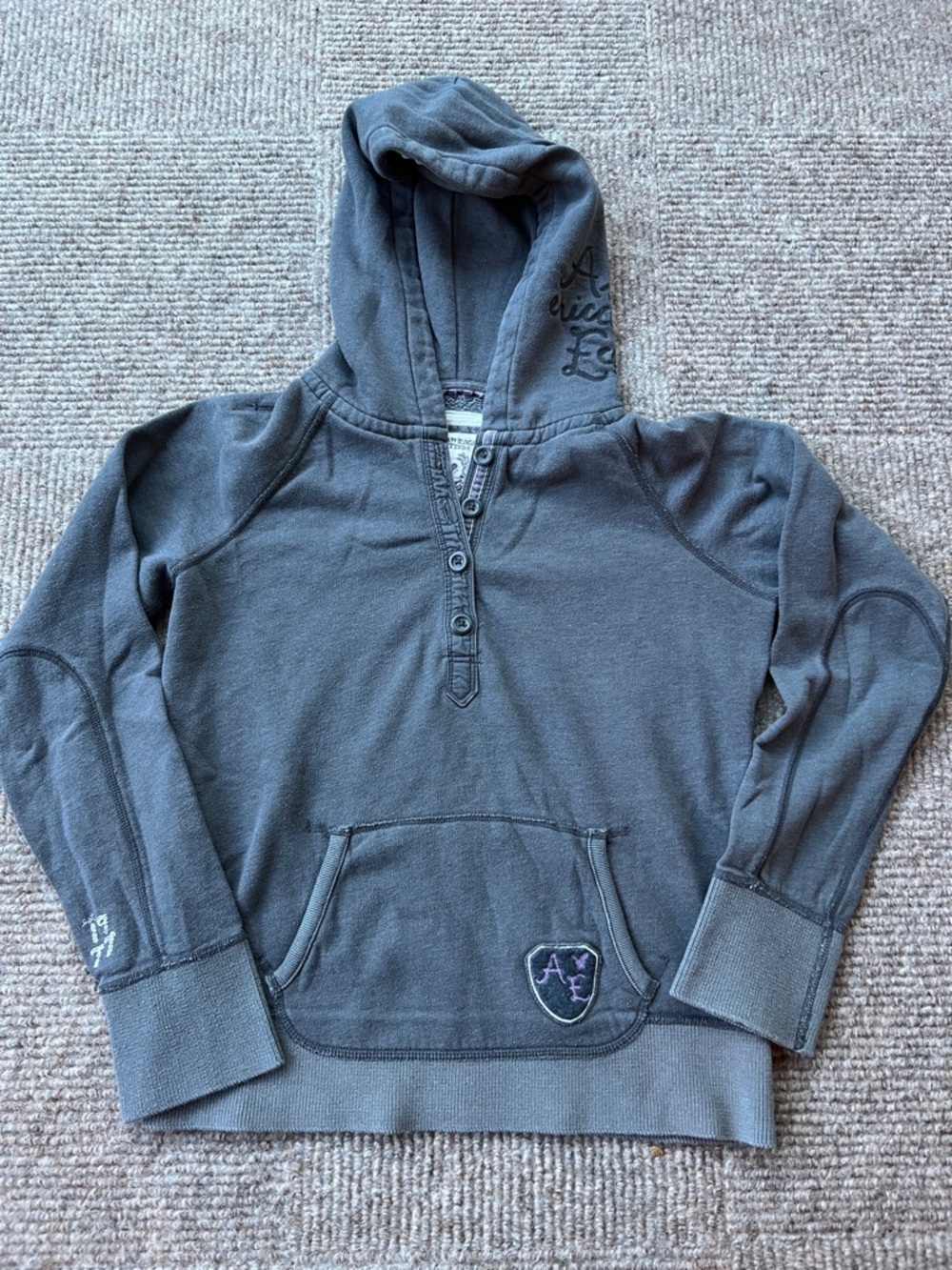 American Eagle Y2K Womens M Grey Henley Button Up Hoodie Embroidered Preppy Logo